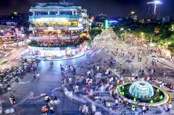 Không mang vật nuôi, loa công suất lớn vào không gian đi bộ hồ Hoàn Kiếm