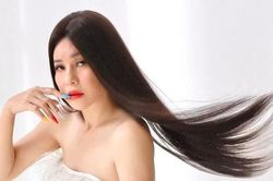 Tưởng đã bỏ hết 'dấu ấn tình yêu' với Kiều Minh Tuấn, hóa ra Cát Phượng còn giữ lại thứ này