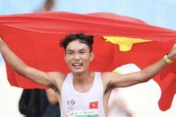 Hoàng Nguyên Thanh giành HCV đầu tiên của marathon Việt Nam tại các kỳ SEA Games