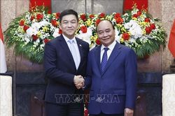 Chủ tịch nước Nguyễn Xuân Phúc tiếp Chủ tịch Quốc hội Singapore