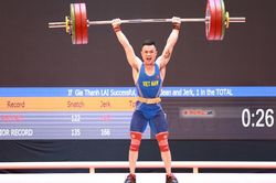 Lại Gia Thành giành Huy chương vàng cử tạ, phá kỷ lục SEA Games