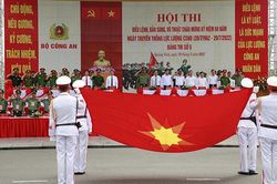 Sôi nổi Hội thi điều lệnh, bắn súng, võ thuật