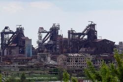Chỉ huy Ukraine vẫn ở lại Mariupol, thề tiếp tục chiến đấu