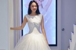 Cận cảnh những chiếc váy cưới dành riêng cho Minh Hằng