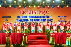 Khai mạc Hội chợ Thương mại Quốc tế Tịnh Biên - An Giang năm 2022