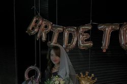 'Hội chị em' tổ chức tiệc độc thân bất ngờ cho Minh Hằng