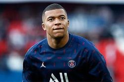 Kylian Mbappe lật kèo Real, chắc chắn ở lại PSG