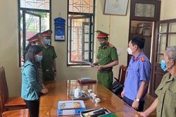 Nhân viên bưu điện 'giở trò' chiếm đoạt hàng tỷ đồng của khách