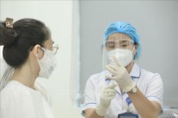 Hà Nội: Số ca mắc COVID-19 giảm mạnh; tăng cường phòng, chống dịch bệnh mùa hè