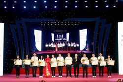 Hà Nội tuyên dương, khen thưởng 700 học sinh giỏi tiêu biểu