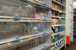 New York ban bố tình trạng khẩn cấp vì khủng hoảng sữa bột