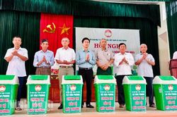 Phát động phong trào 'Toàn dân tham gia chống rác thải nhựa, chung tay bảo vệ môi trường'