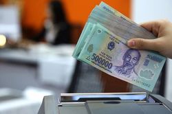 Doanh nghiệp đủ điều kiện có thể nhận hỗ trợ lãi suất 2% từ ngân hàng bằng các phương thức nào?