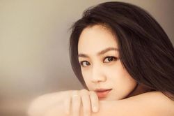 Cuộc sống 'trồng rau, nuôi gà' của mỹ nhân Cbiz từng bị cấm sóng vì cảnh nóng