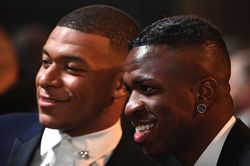 Vinicius sẽ giúp Real quên đi Mbappe