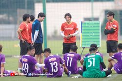 U23 Việt Nam hãy quẳng gánh lo đi