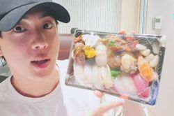 BTS và 5 idol nổi tiếng ăn khỏe nhưng vẫn sở hữu body tuyệt phẩm