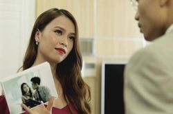 Chồng ngoại tình, có con bên ngoài, còn làm thêm chuyện tệ hại khiến vợ uất nghẹn