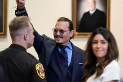 Johnny Depp và Amber Heard kết thúc 6 tuần tranh luận