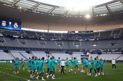 Liverpool vs Real Madrid: Dưới ánh mặt trời Stade de France