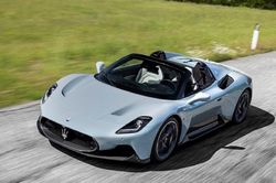 Siêu xe mui trần Maserati MC20 Cielo 2023 ra mắt, sở hữu sức mạnh 621 mã lực