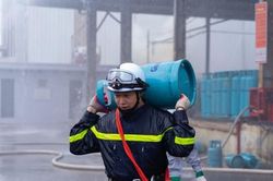 Cháy ở công ty gas, xử lý thế nào?