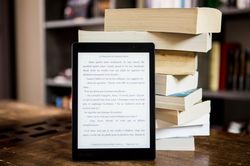 Doanh thu sách điện tử tại Anh giảm mạnh