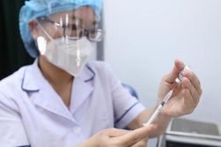 Dịch Covid-19 ngày 29/5: Số mắc mới tiếp tục giảm còn 890 ca, trên 8.400 F0 khỏi bệnh