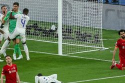 Chấm điểm chung kết Cúp C1: Tuyệt vời Courtois, thảm họa Alexander-Arnold