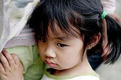 3 điều cha mẹ không nên làm trước mặt con