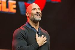 'The Rock' sẽ là Jack Sparrow tiếp theo trong dự án mới của 'Cướp biển vùng Caribe'?