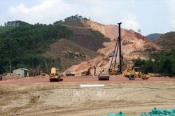 Cắt chuyển công việc của nhà thầu yếu tại dự án cao tốc Bắc - Nam