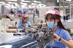Chính thức gia hạn khoảng 125.000 tỷ thuế, tiền thuê đất trong năm 2022