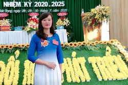 Nữ hiệu trưởng giỏi việc nước, đảm việc nhà