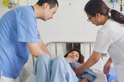 Hà Nội yêu cầu cơ sở y tế tăng cường điều trị sốt xuất huyết