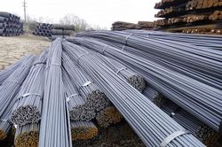 Giá thép giảm lần thứ 3 trong tháng 5