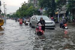 Hà Nội công bố đường dây nóng về ngập úng trong mùa mưa
