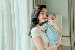 Bảo Thy hé lộ lý do thức trắng cả đêm, vội vã bay về Sài Gòn trong cơn mưa bão