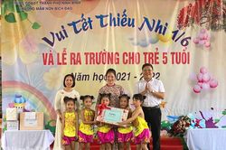 Lãnh đạo thành phố Ninh Bình thăm, tặng quà ngày Quốc tế thiếu nhi 1/6