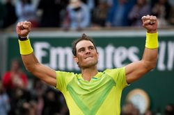 Nadal hạ Djokovic ở tứ kết Roland Garros: Vì đó là Nadal…