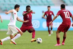Úc thắng dễ Kuwait, Qatar hòa kịch tính Iran ngày khai mạc U23 châu Á