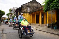 Cần đột phá trong chính sách visa