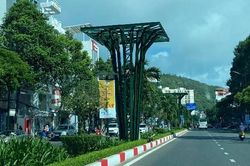 TP Vũng Tàu tạm dừng thi công trụ tháp hoa vì 'phá vỡ không gian kiến trúc'