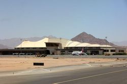Chuyến bay thương mại đầu tiên từ Yemen đến Ai Cập
