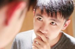 Đi nhậu về muộn, tôi hốt hoảng khi vợ con 'biến mất', đồ đạc xáo trộn, tôi bật khóc chạy sang nhà bố mẹ thì phải ngã ngửa