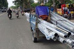 Tăng cường quản lý hoạt động xe mô tô 3 bánh