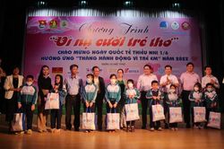 Trao 500 phần quà cho thiếu nhi TP Đà Lạt