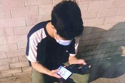 Thua lỗ vì chứng khoán, hoang báo bị cướp iPhone 13 và 240 triệu