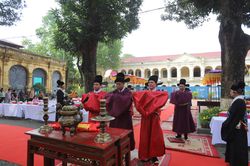Lần đầu tái hiện không gian nghi lễ ban quạt trong Cung đình ngày Tết Đoan Ngọ