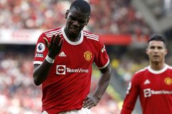 Rời MU, Pogba kiếm bộn tiền từ... lòng trung thành